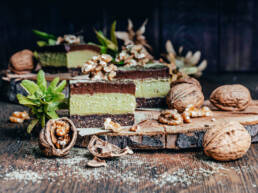 no-bake Avocado Cake vegan
