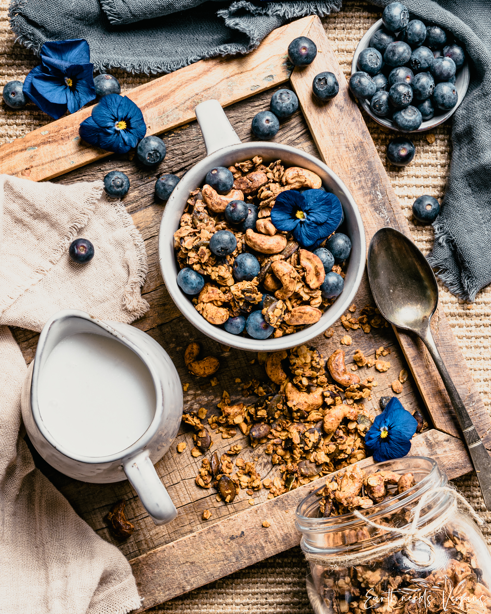 Cashew Granola