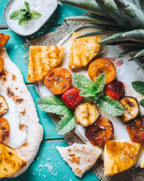 Fruchtspieße gegrillt earth needs vegans