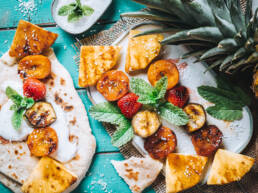 Fruchtspieße gegrillt earth needs vegans