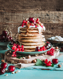 Pancakes vegan earthneedsvegans