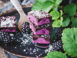Brombeer Kokos Bars vegan