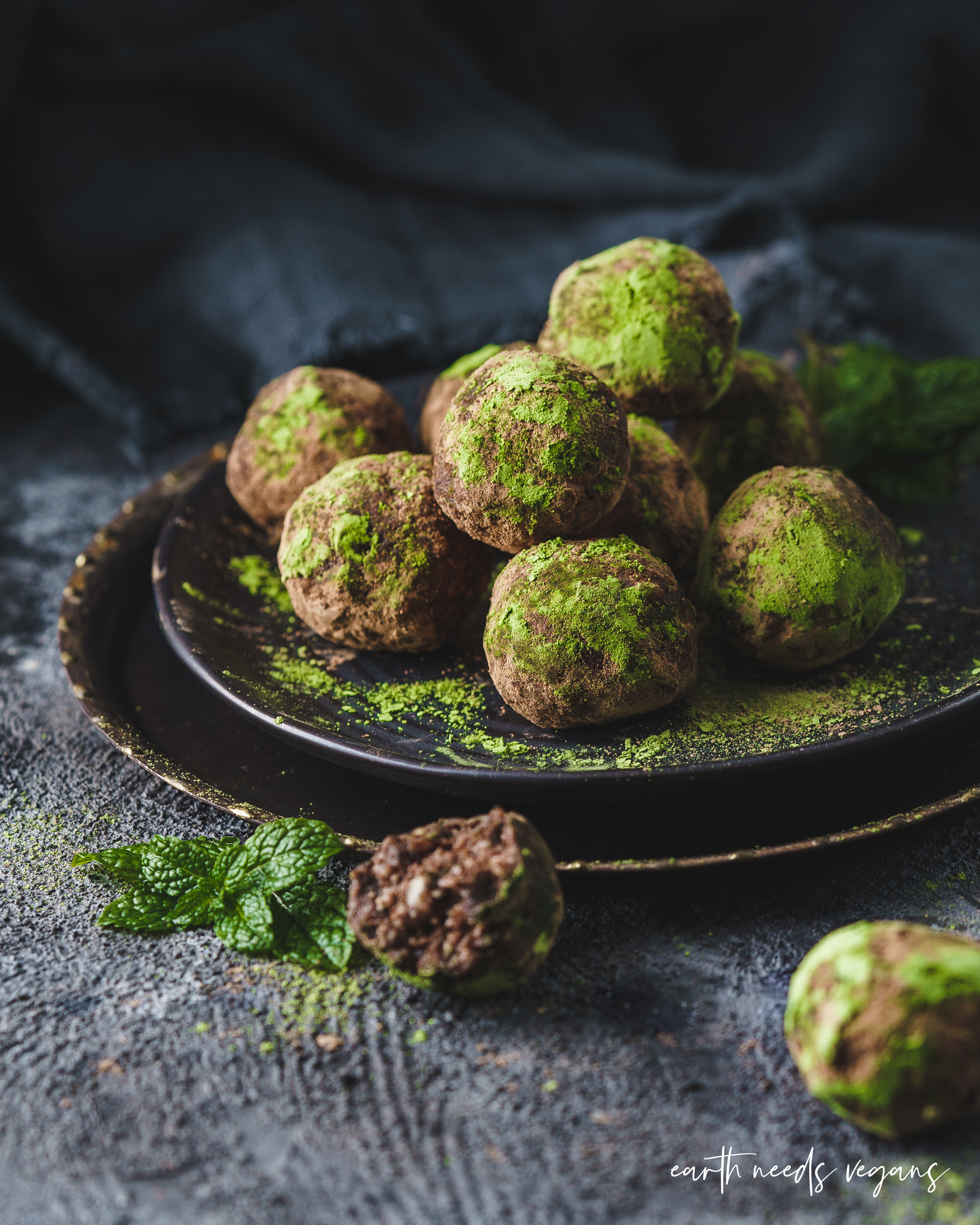 Macadamia Matcha Bites vegan