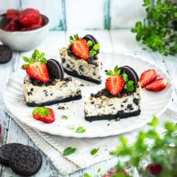 Vegan Oreo Cheesecake