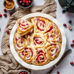 Cranberry Zimt Hefeschnecken