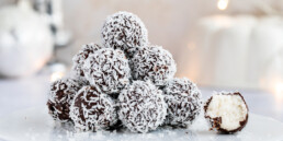 Bounty Snowballs vegan