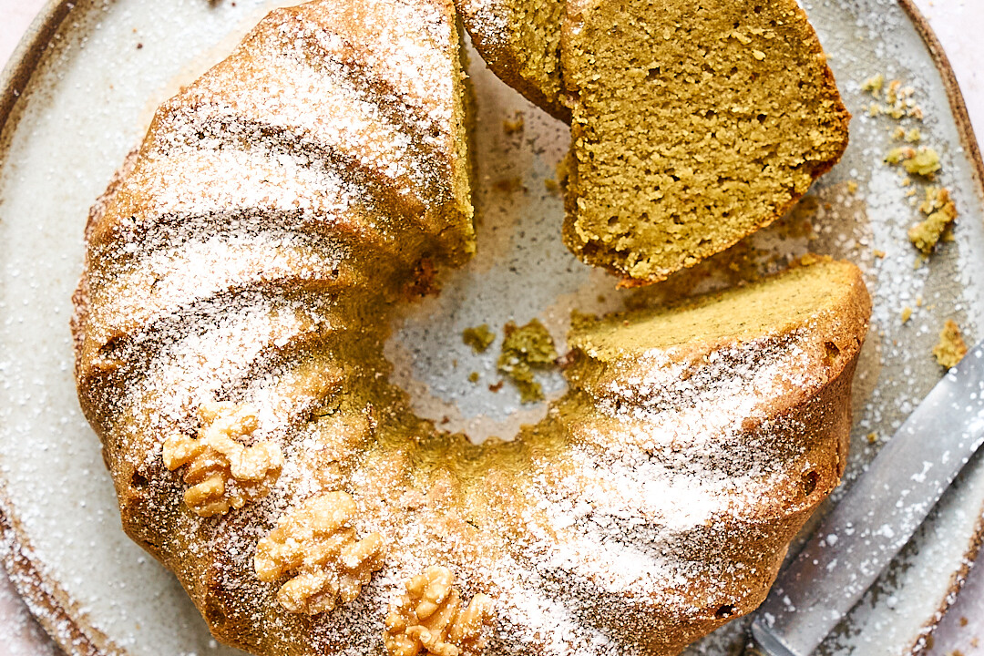 Zucchini-Walnuss-Gugelhupf vegan