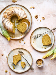 Zucchini-Walnuss-Gugelhupf vegan